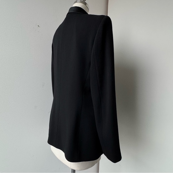 Micheal Kors classic 1 button Tuxedo Jacket size 12 🤵‍♀️ - Picture 7 of 14